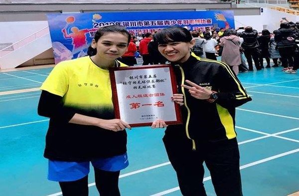 Profil Atlet Badminton Saran JAMSRI: Prestasi dan Perjalanan